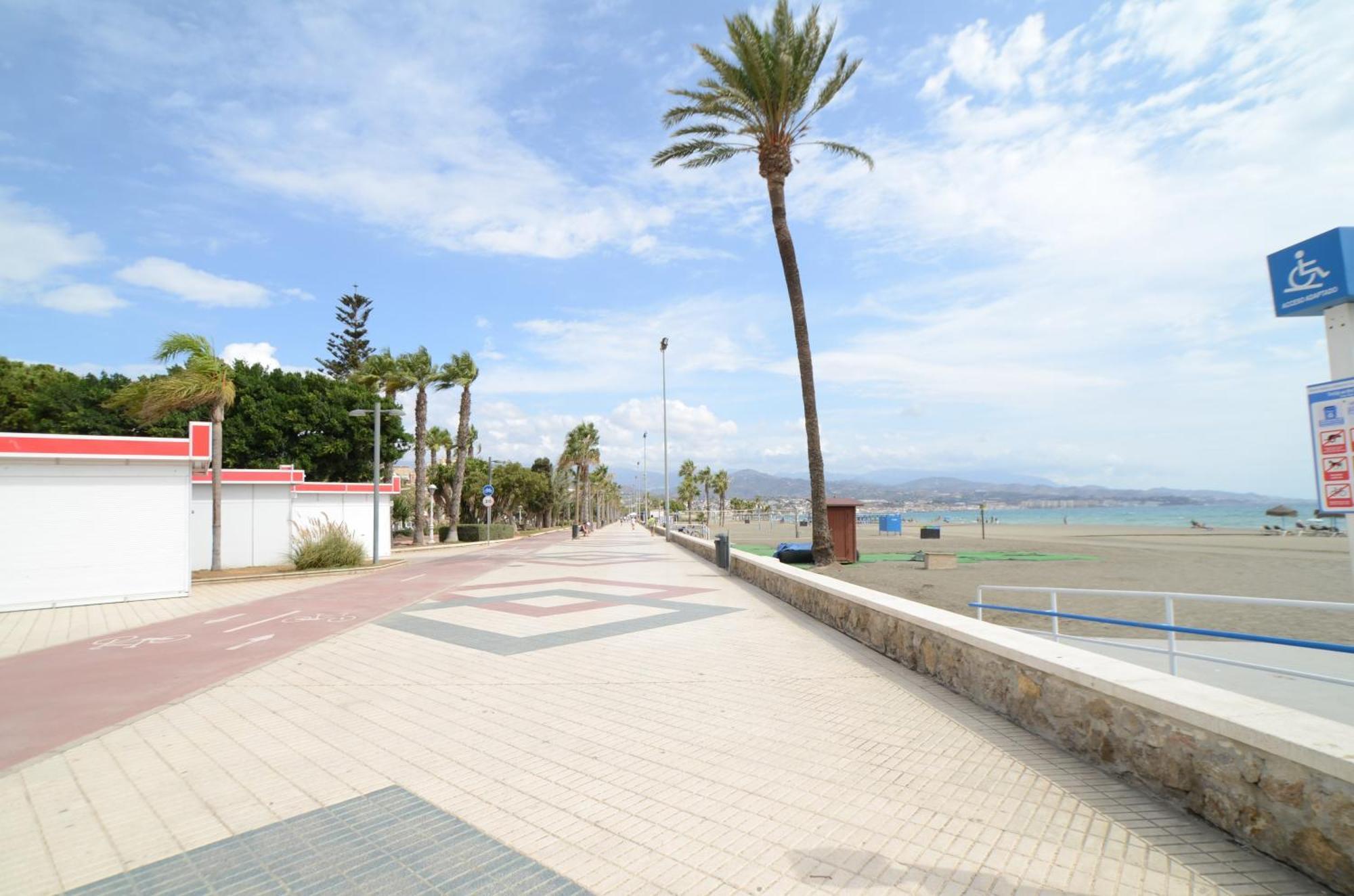 Ferienwohnung A&C Vistas Al Mar Luxury Torre Del Mar Exterior foto