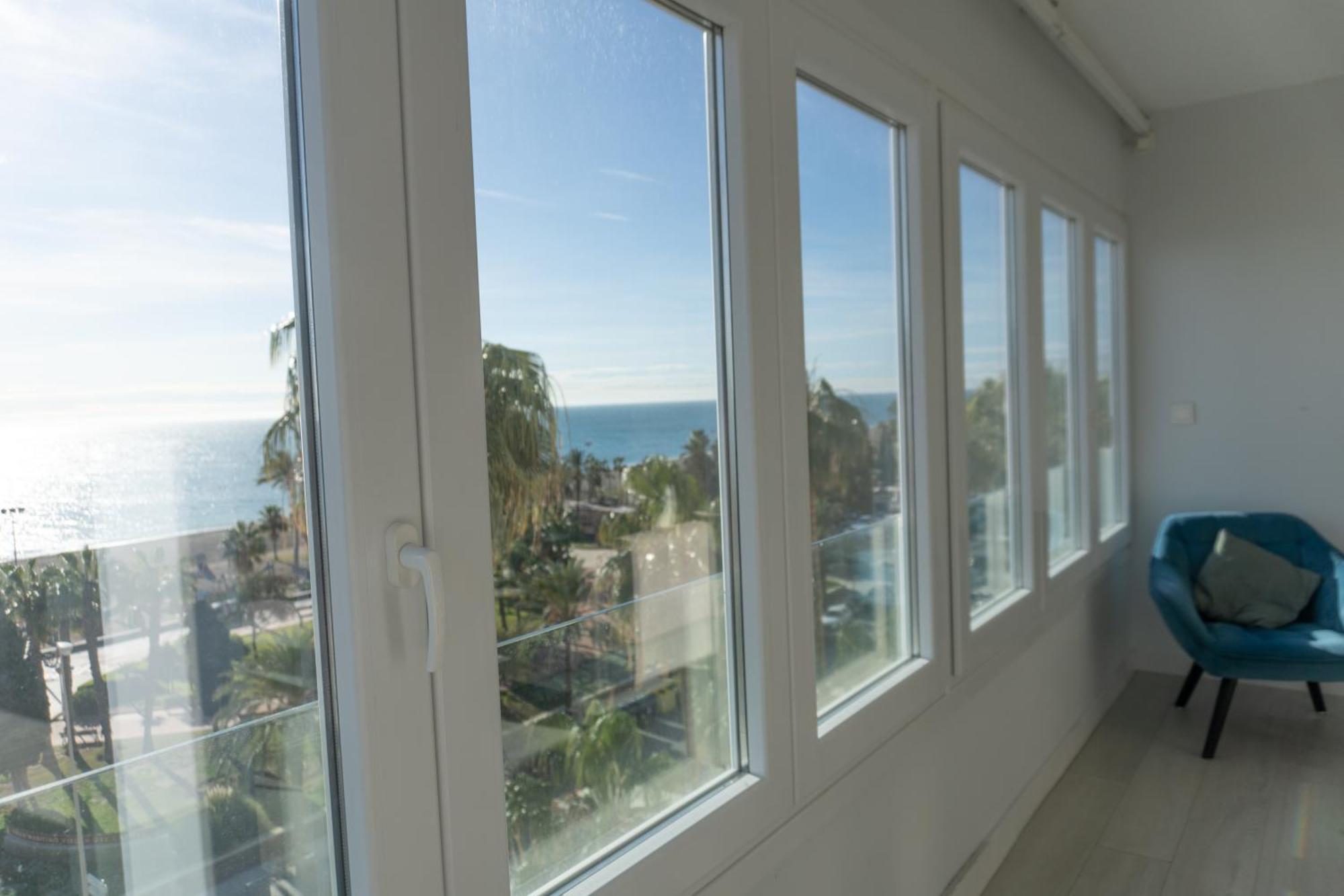 Ferienwohnung A&C Vistas Al Mar Luxury Torre Del Mar Exterior foto
